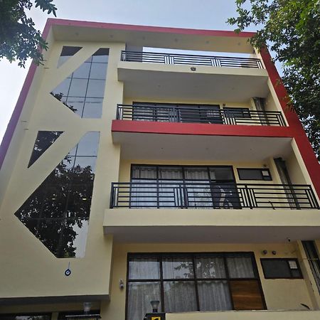 Ashirwaad 249 Bed & Breakfast Greater Noida Eksteriør bilde