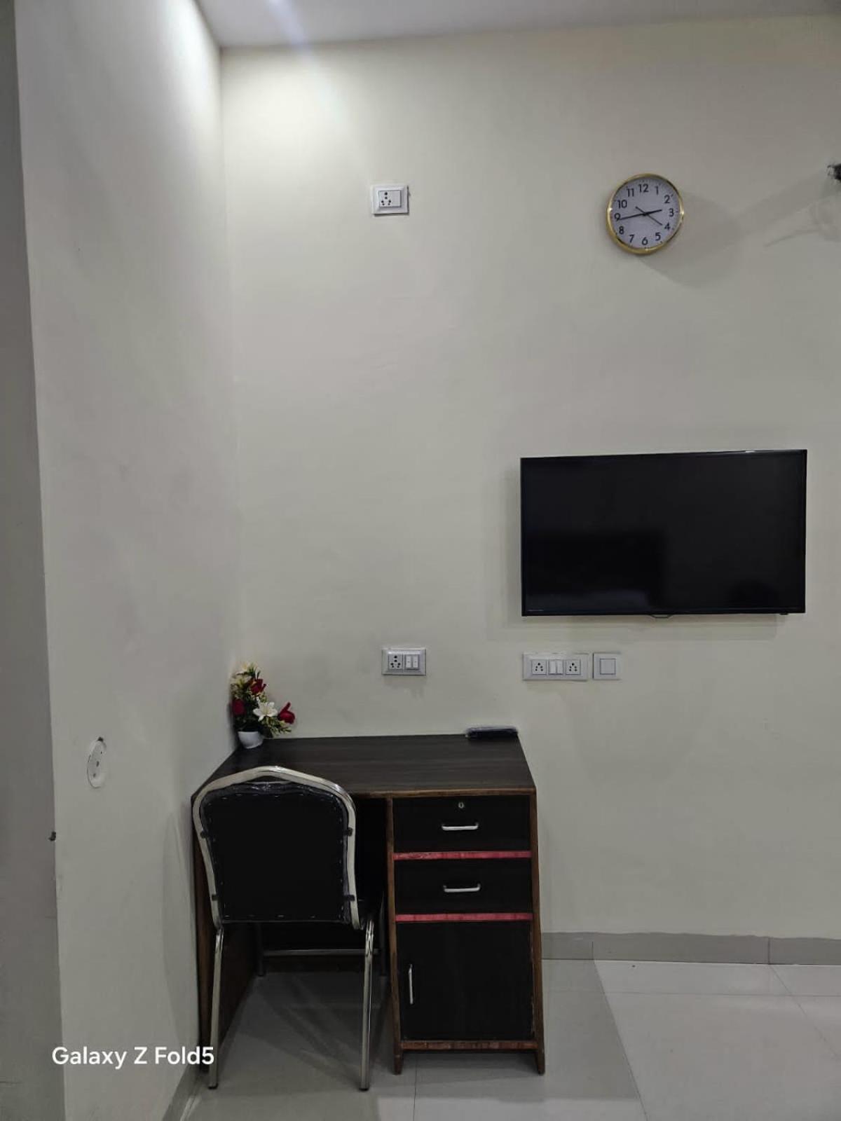 Ashirwaad 249 Bed & Breakfast Greater Noida Eksteriør bilde