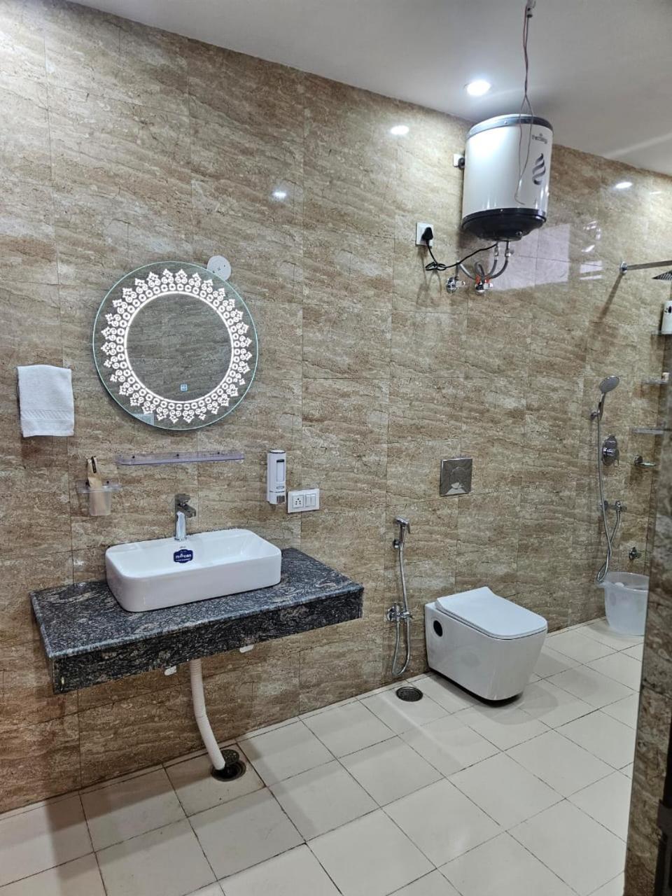 Ashirwaad 249 Bed & Breakfast Greater Noida Eksteriør bilde