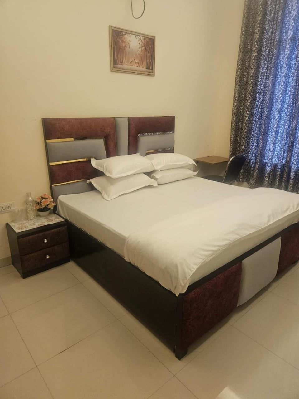 Ashirwaad 249 Bed & Breakfast Greater Noida Eksteriør bilde