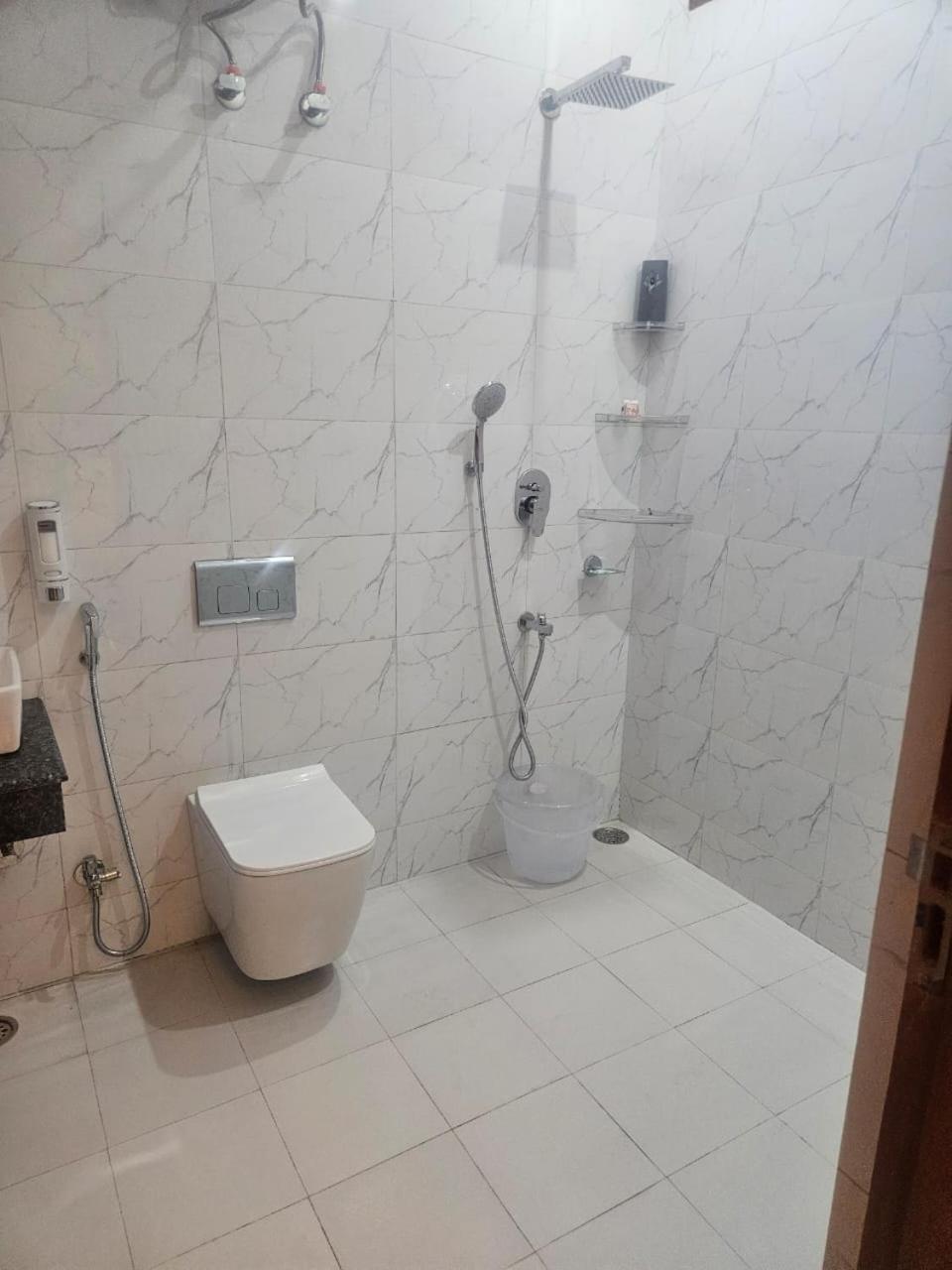 Ashirwaad 249 Bed & Breakfast Greater Noida Eksteriør bilde