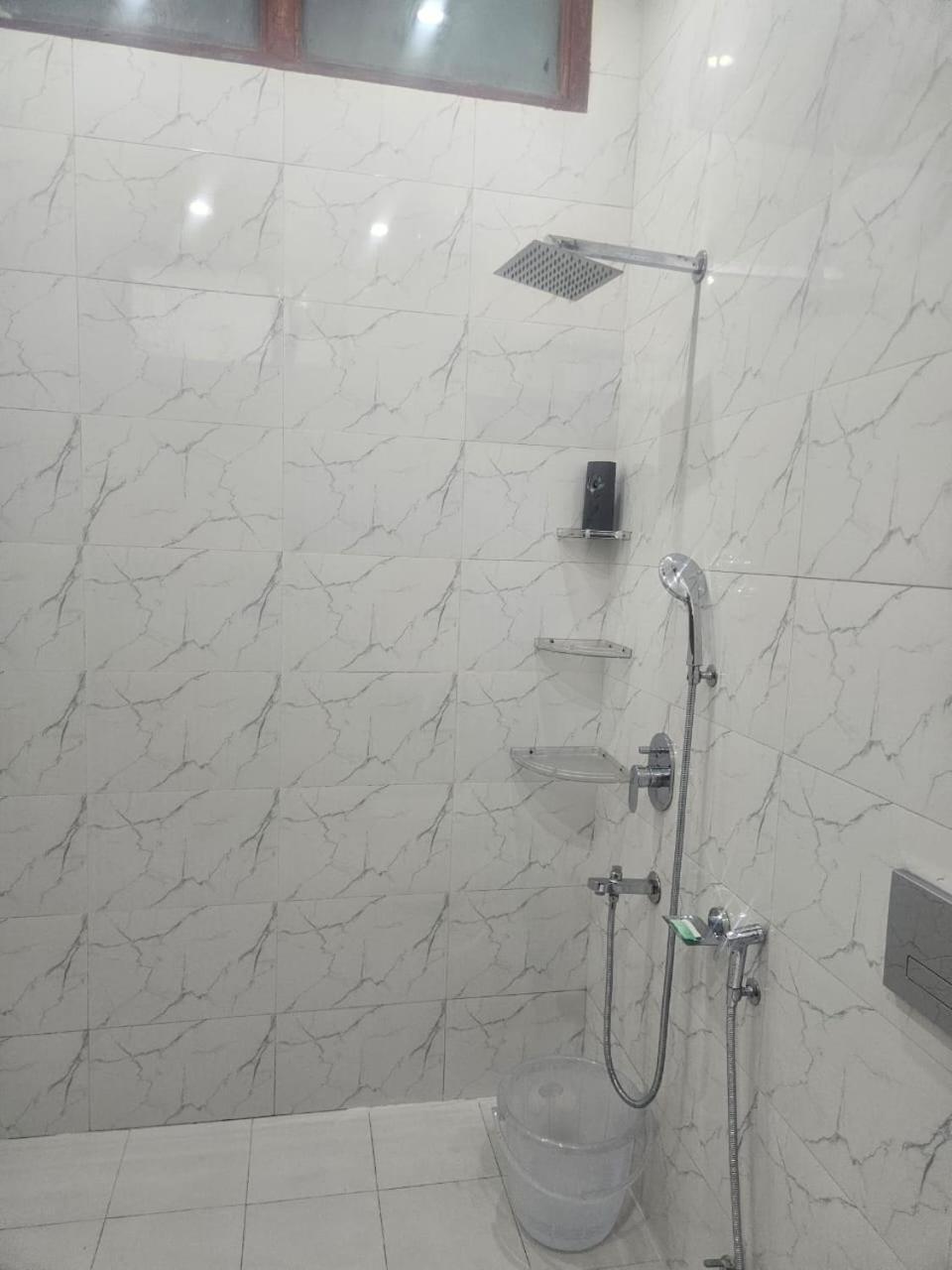 Ashirwaad 249 Bed & Breakfast Greater Noida Eksteriør bilde